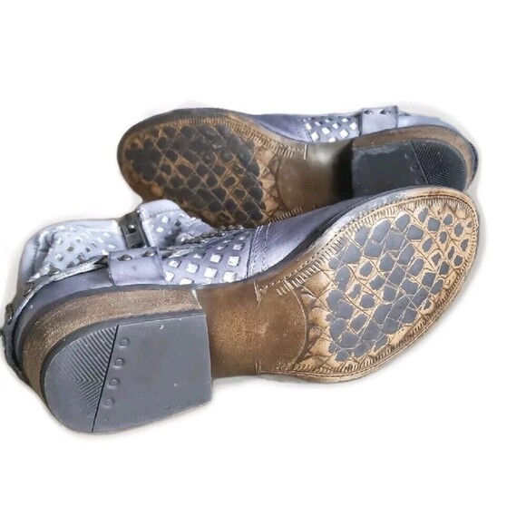 Very Volatile Wester Boots Women's Size 10 Gray Distressed Leather Stud Harness - Picture 11 of 12